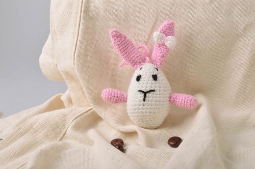 Giocattolo a maglia fatto a mano pupazzo morbido da bambine a uncinetto lepre - MADEheart.com
