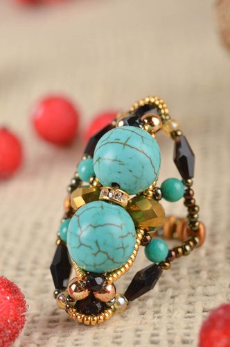 Кольцо ручной работы украшение из бисера красивое кольцо с голубым камнем - MADEheart.com