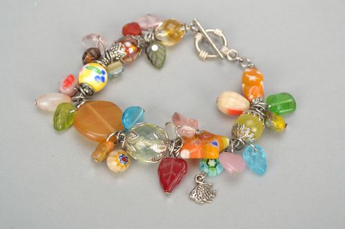 Glass bracelet in floral style - MADEheart.com