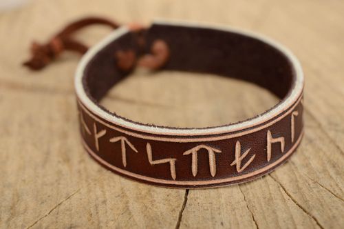 Unisex leather bracelet with runes - MADEheart.com