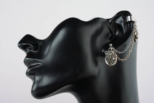 Cuff earrings made of costume jewelery alloy Dessert - MADEheart.com
