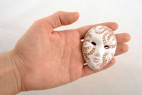 Calamita da frigorifero fatta a mano maschera carnevalesca magnete da frigo  - MADEheart.com