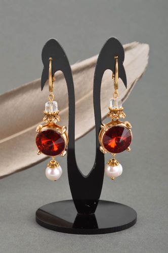 Pendientes hechos a mano de perlas y estrases bisutería fina regalo para mujer - MADEheart.com