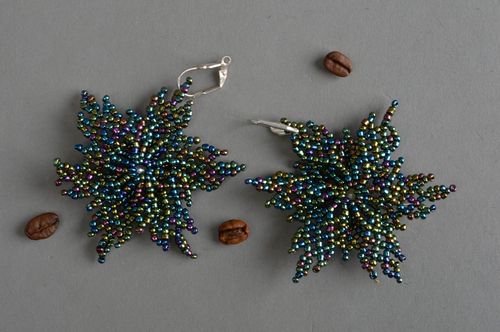 Pendientes de abalorios hechos a mano accesorio de mujer aretes de moda  - MADEheart.com