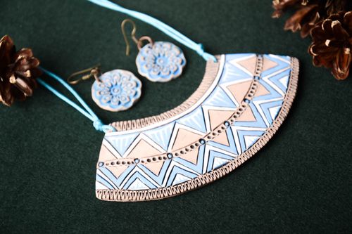 Handmade Schmuck Set aus Ton Blumen Ohrringe Ketten Anhänger blau ethno - MADEheart.com