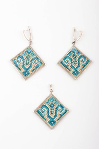 Parure bijoux fait main Pendentif argent boucles doreilles bleues Cadeau femme - MADEheart.com