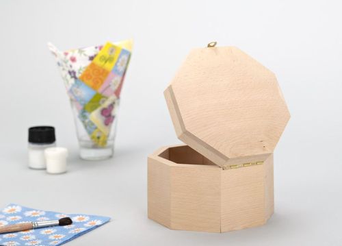 Octagonal wooden blank box - MADEheart.com