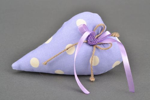 Colgante de tela Corazón con lacitos - MADEheart.com