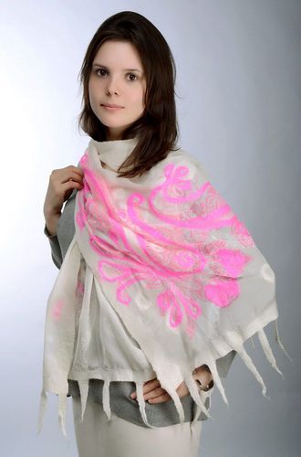 Scarf made from silk and wool White roses - MADEheart.com