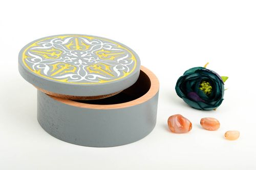 Portagioielli di legno fatto a mano cofanetto bellissimo scrigno per bigiotteria - MADEheart.com