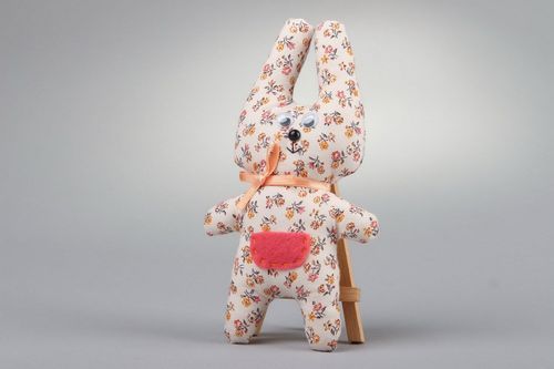 Toy Hare with a pocket - MADEheart.com