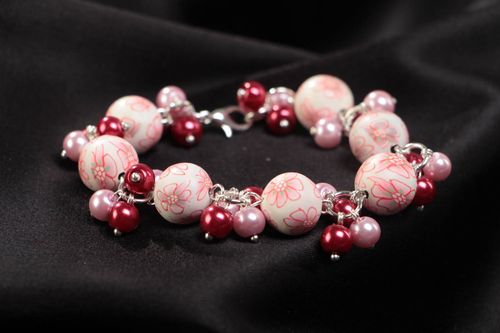 Pink and red handmade childrens polymer clay wrist bracelet - MADEheart.com