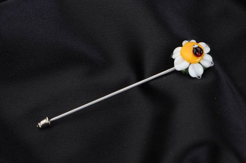 Broche en verre au chalumeau Marguerite avec petite bête  - MADEheart.com