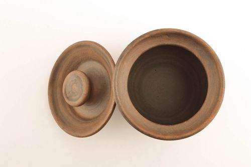 Ceramic pot with ornament - MADEheart.com