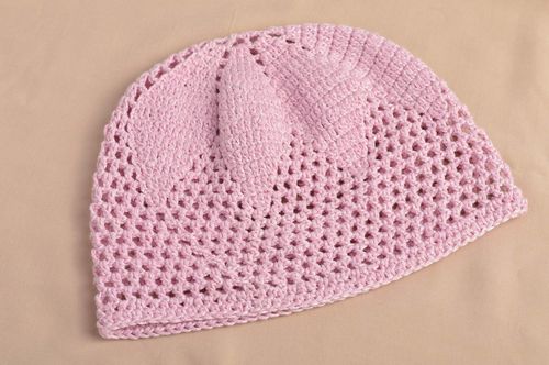 Bonnet tricot fait main Chapeau au crochet Vêtement enfant rose au crochet - MADEheart.com