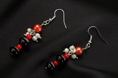 Brincos feitos à mão com ágata e coral  - MADEheart.com