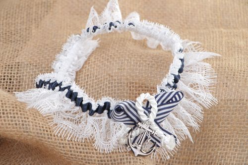 Handmade white lace wedding bridal garter with plastic anchor in marine style  - MADEheart.com