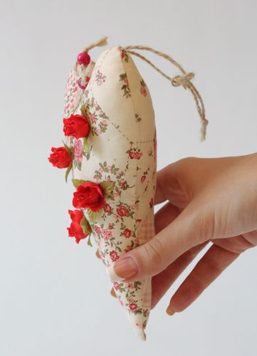 Pingente macio Coração com rosas - MADEheart.com