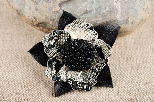 Handmade leather brooch unusual flower brooch stylish elegant accessory - MADEheart.com