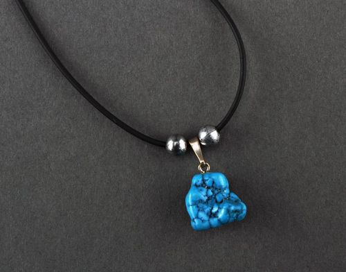 Pendant with turquoise - MADEheart.com
