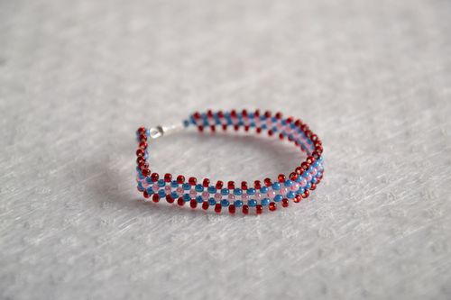 Bracelet en perles de rocaille multicolore fin original fait main pour femme - MADEheart.com