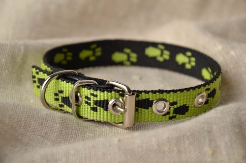 Unusual leather dog collar Paws - MADEheart.com