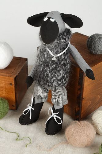 Juguete Corderito - MADEheart.com