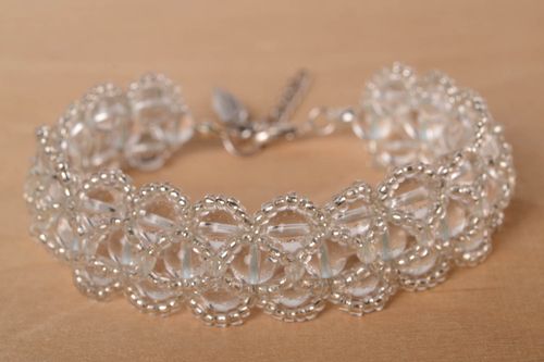 Bracelet perles rocaille blanc Bijou fait main fantaisie Accessoire femme - MADEheart.com