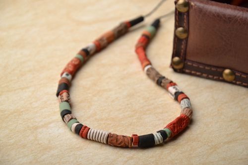 Colorful bead necklace - MADEheart.com