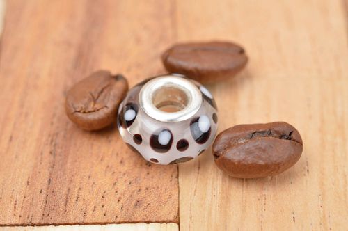 Beautiful handmade glass bead fashion trends art and craft lampwork glass art - MADEheart.com