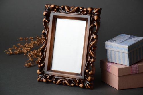 Carved wooden photo frame with beautiful design - MADEheart.com