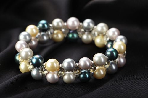 Homemade pearl bracelet - MADEheart.com