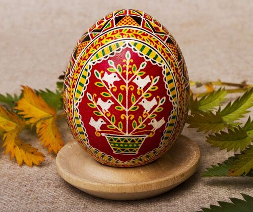 Huevo de Pascua “Árbol de la Vida” - MADEheart.com