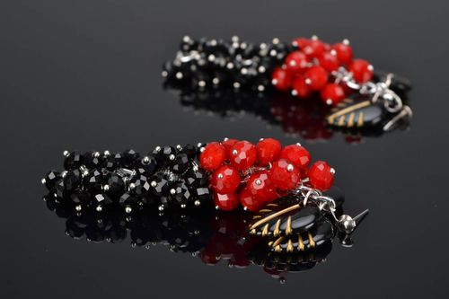 Handmade earrings with charms - MADEheart.com