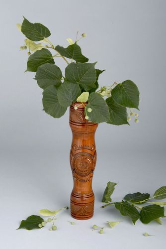 12 inches wooden handmade brown color with hand carvings decorative vase 0,8 lb - MADEheart.com