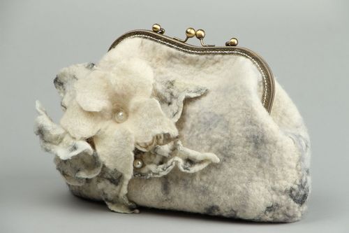 Bag made of felt wool Northern Lights - MADEheart.com