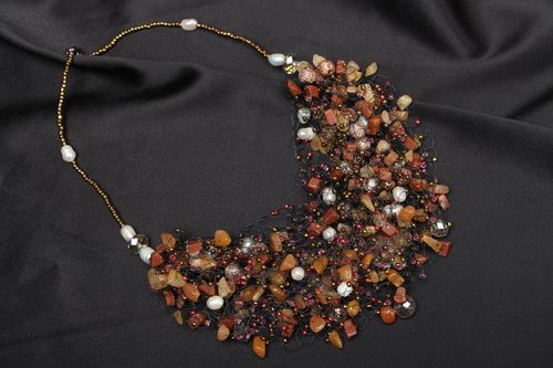 Beaded necklace with amber - MADEheart.com