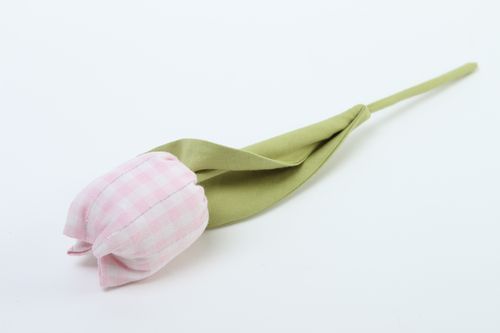 Flor de tela hecha a mano tulipán artificial rosado elemento decorativo - MADEheart.com