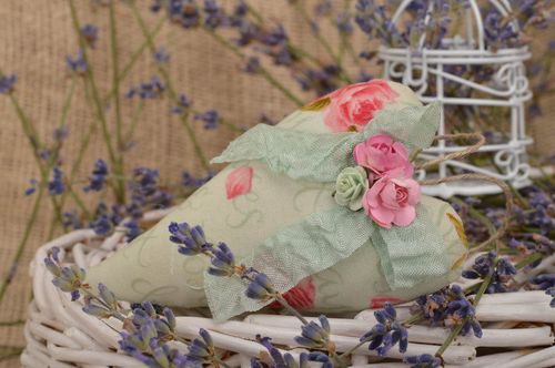 Pendente darredo fatto a mano ciondolo di tessuto decorazioni di casa - MADEheart.com