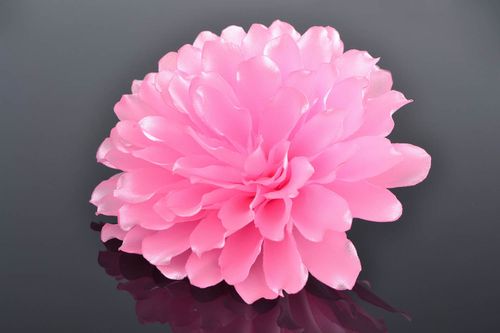 Kinder Haar Gummi Blume in Kanzashi Technik in rosa Farbe handgeschaffen schön - MADEheart.com