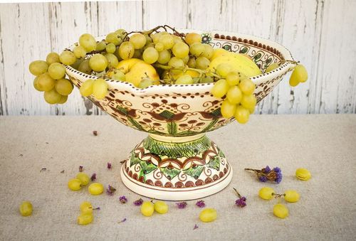 Ceramic painted fruit bowl - MADEheart.com