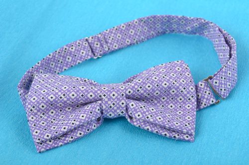 Beautiful lilac handmade designer fabric bow tie with print - MADEheart.com