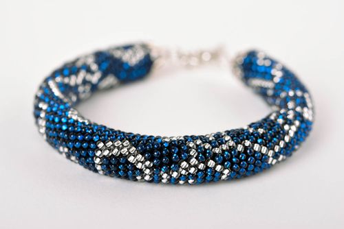Bracelet perles rocaille Bijou fait main spirale bleu Accessoire pour femme - MADEheart.com