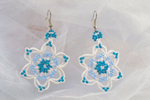 Crocheted handmade earrings - MADEheart.com