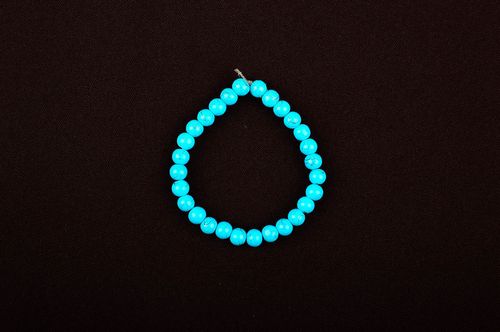 Handmade malachite color natural beads bracelet for women - MADEheart.com