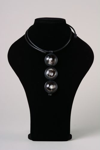 Collar de cuerno de toro étnico hecho a mano collar original de bisutería - MADEheart.com