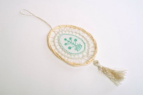 Colgante decorativo con bordado  - MADEheart.com