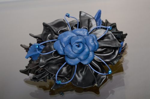 Leather floral hair clip - MADEheart.com