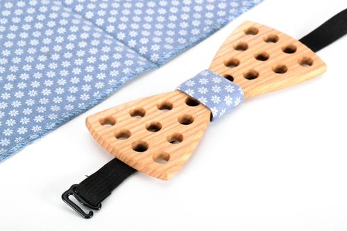 Accessory set (tie bow and handkerchief) - MADEheart.com