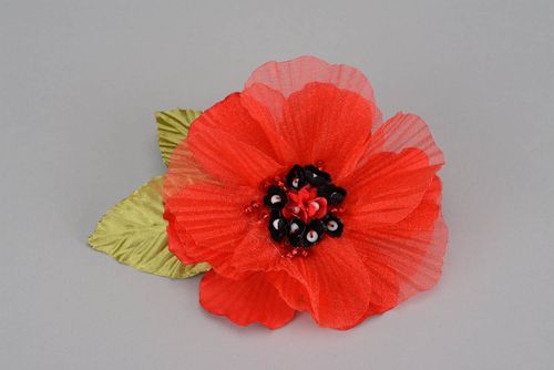 Fabric brooch hairpin in the shape of a poppy - MADEheart.com